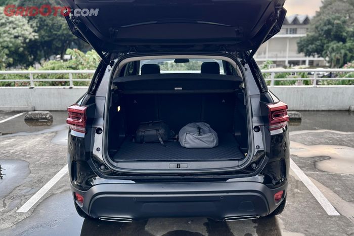 Tangan Penuh Bawa Barang, Buka Bagasi Citroen C5 Aircross Tetap Mudah
