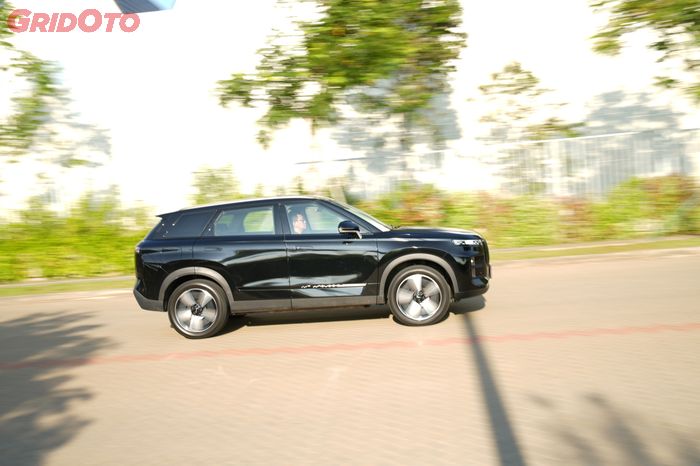 Irit Tapi Juga Kencang, Performa JAECOO J7 SHS Enggak Main-main