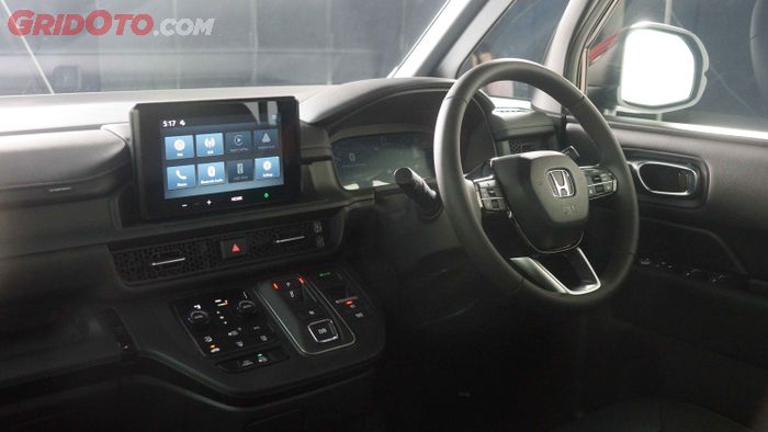 Intip Interior dan Entertainment Sistem Step WGN di GIIAS 2025!