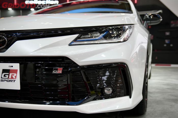 Toyota Corolla Altis GR Sport, Sedan Eksekutif Tampil Sporty