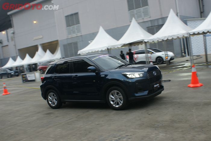 Alamak Sedapnya, Kita Spill Sensasi Ngegas Daihatsu Rocky Hybrid