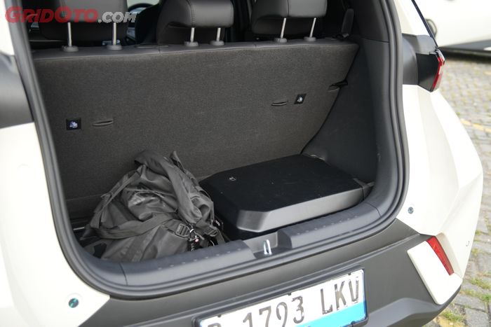 Punya Dimensi Kecil, Ruang Bagasi BYD Atto 1 Ternyata Cukup Besar