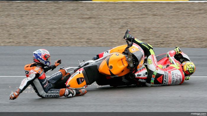 Crash Kontroversial MotoGP Spanyol, Lahirnya Sindiran Terpedas Buat Rossi
