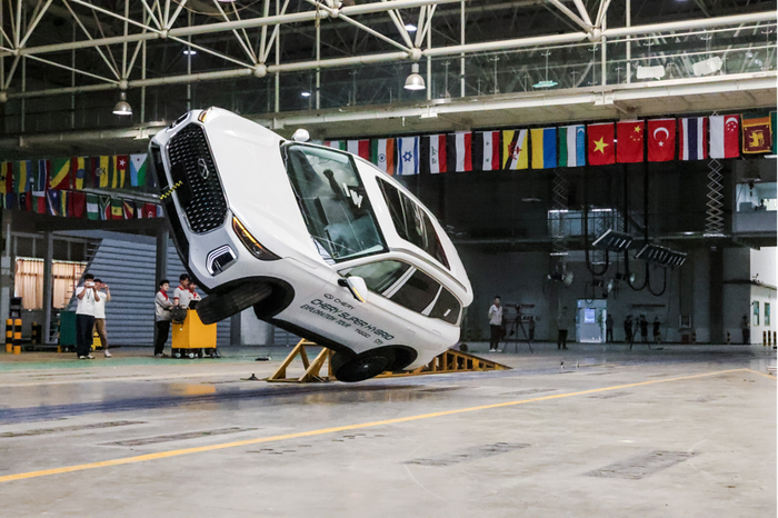 Chery Tiggo 9 CHS Lakoni Uji Ekstrem di China, Tak Disangka Hasilnya Begini