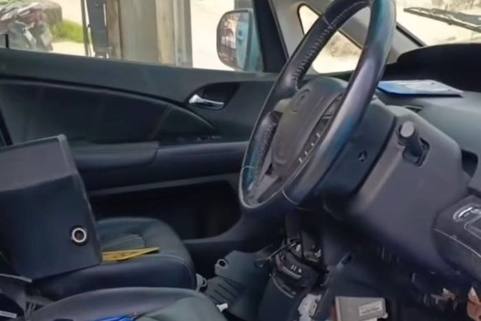 BYD e6 Eks Taksi Dijual Rp 30 Juta, Baterai Saja Malah Lebih Mahal