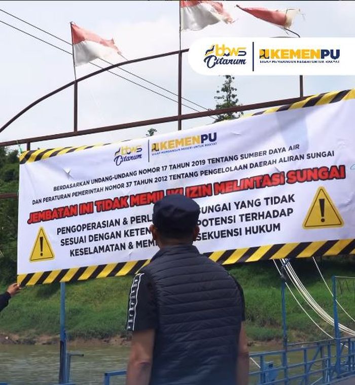 Bisnis Jembatan Beromzet Rp 20 Juta Per Hari Haji Endang Diusik, Terancam Ditutup Setelah 15 Tahun