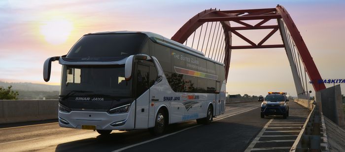 Kuasai Hampir Seluruh Jalan Pulau Jawa, Dua Orang Inilah Pendiri PO Bus Sinar Jaya Sejak 1982