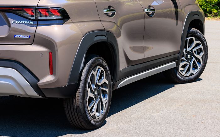 Spek Boleh Mirip, Tapi Suzuki Fronx Versi Jepang Punya Tiga Hal Ini