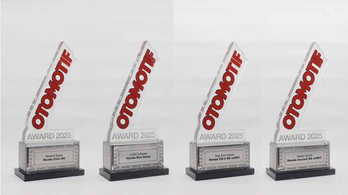Dua Mobil Hybrid Honda Ini Kantongi Penghargaan OTOMOTIF Award 2025