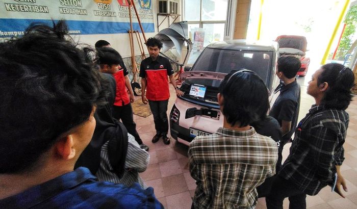 Tekiro dan ITS Surabaya Gelar Servis Gratis, Ada Bonus Pelatihan Otomotif