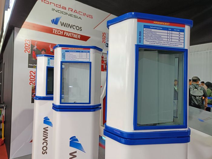 Apa Ada Beda Kaca Film Mobil Listrik vs Mobil Biasa? Begini Jawabannya