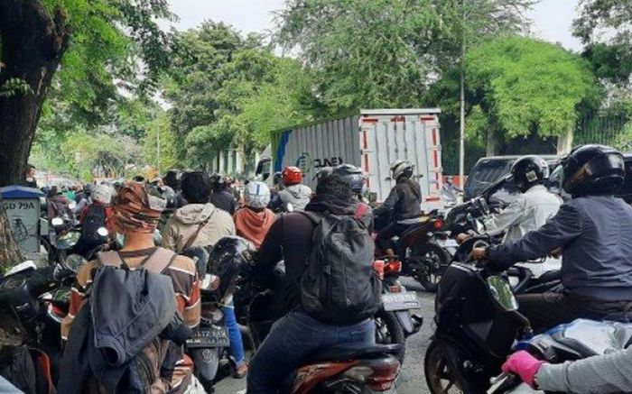 Jalan TB Simatupang Kini Menyebalkan, Lima Biang Kerok Kemacetan Terungkap