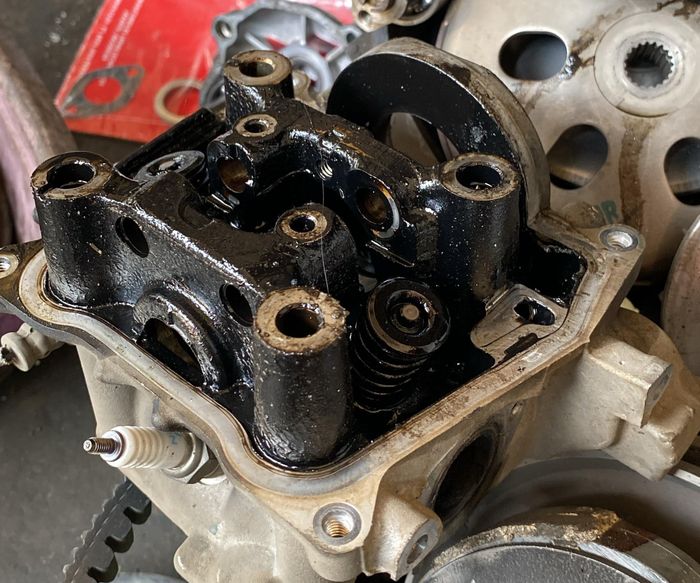 Akibat Oli Palsu, Pemilik Vario 125 Rogoh Kocek Jutaan Cuma Buat Ini