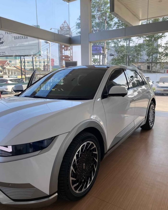 Hyundai Ioniq 5 Signature Long Range, Kondisi Baru Dijual Cuma Rp 650 Juta