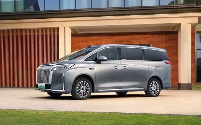 Lebih Bertenaga dari Toyota Alphard PHEV, Inilah Luxury MPV Baru Wey Gaoshan 7 dari GWM