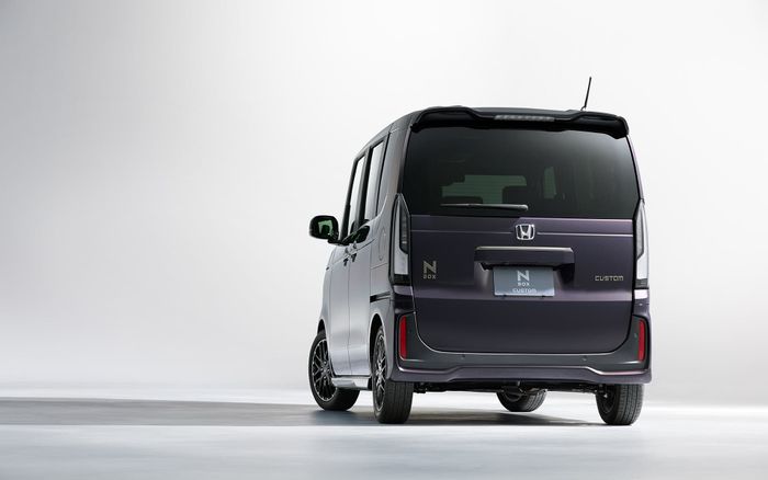 Bisa Dibilang Honda Step WGN Mini, Ini Spek Honda N-BOX Custom
