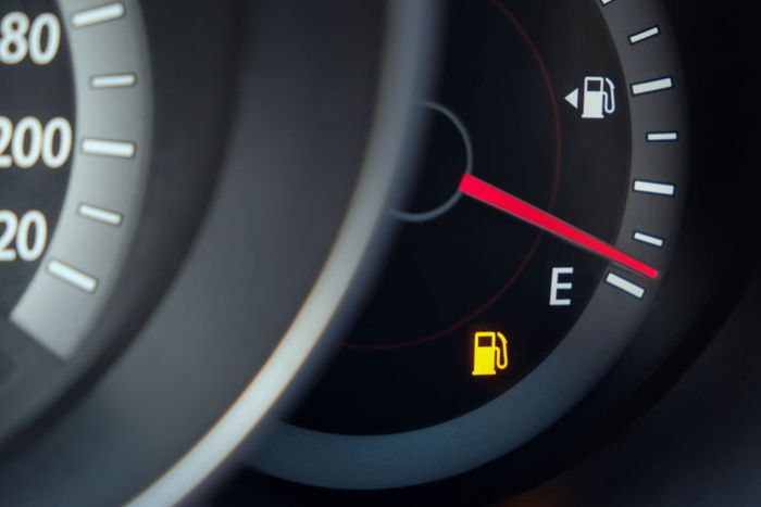 Bukan Cuma Akibat Banjir, Ini Penyebab Ada Air di Dalam Tangki Motor