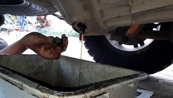 Sering Lupa Ganti Oli Gardan Bikin Bunyi Dengung, Emang Benar?