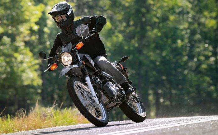 Punya Aura Motor Trail Jadul, Yamaha XT250 Model 2025 Bisa Jalan 264 KM Sekali Full Tank