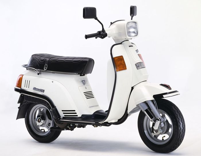 Wajah Mirip Vespa Excel, Siapa Sangka Motor Maric Ini Bikinan Suzuki