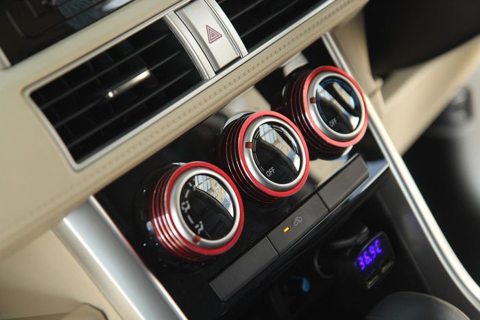 Ternyata Begini Cara Ampuh Dinginkan Kabin Mobil Yang Terjemur Matahari