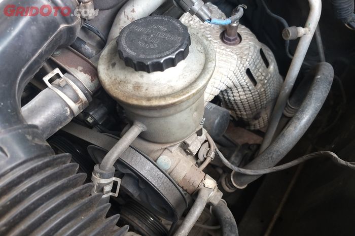 Inilah Penyebab Oli Power Steering Mobil Berkurang Pasca Libur Long Weekend