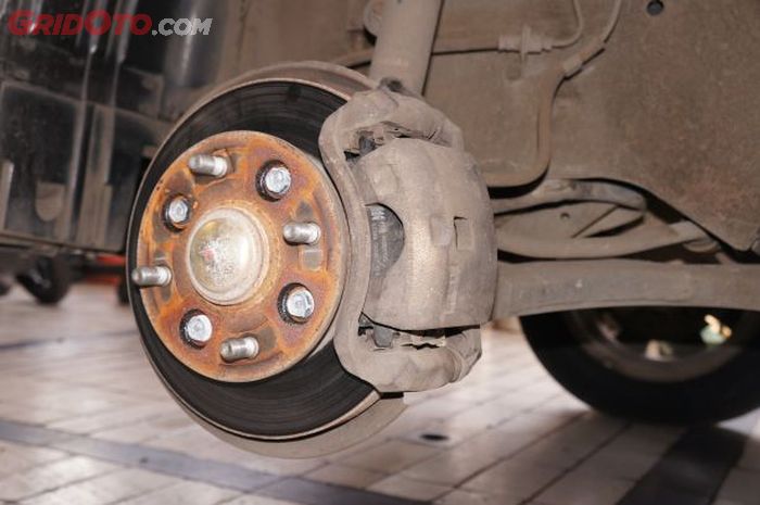 Inilah Penyebab Rem Tiba-tiba Nggak Pakem Saat Mobil Digunakan