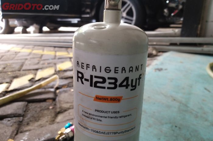 Ini Sebabnya Freon AC Mobil Enggak Perlu Selalu Ditambah, Simak