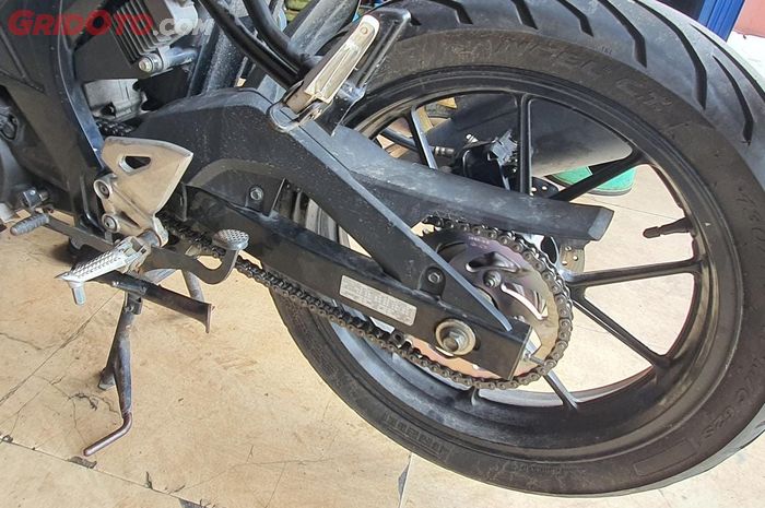 Ternyata Ini Sebabnya Rantai Motor Bekas Yang Kendur Jangan Dipotong