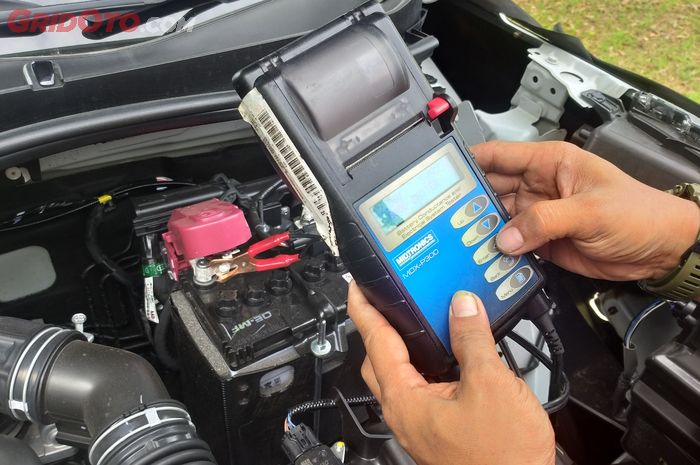 Akhirnya Tahu, Penyebab Aki Mobil Bisa Tekor Cuma Dalam Semalam