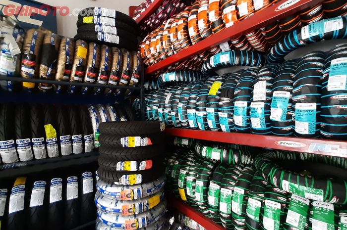 Nggak Usah Bingung, Ini Tipe Ban yang Awet Untuk Motor Matik Harian