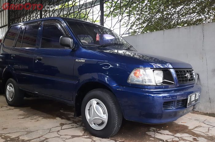 Punya Toyota Kijang Kapsul, Biaya Ubah Kaca Spion Otomatis di Bengkel