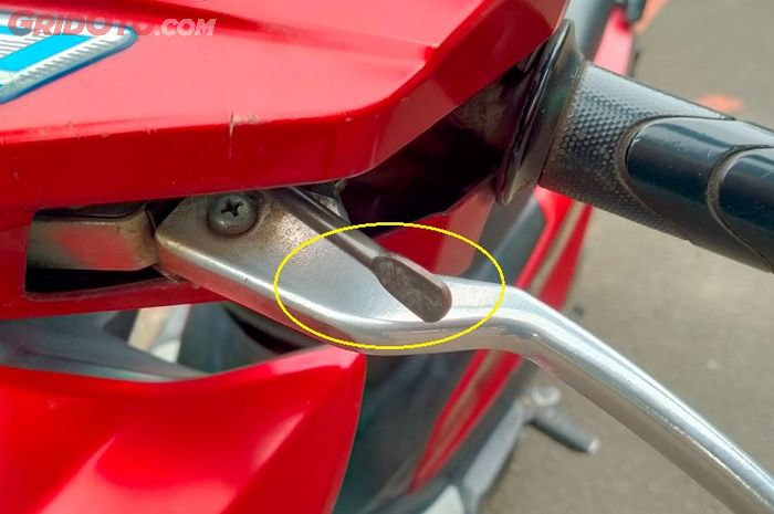 Belum Banyak yang Tahu, Tuas Kecil di Handel Rem Motor Matic, Punya Fungsi Penting