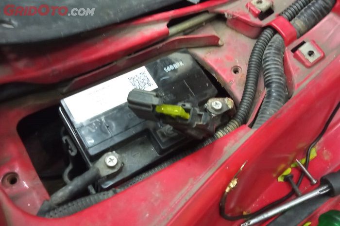 Ternyata Ini Sebabnya Umur Aki Motor Gak Akan Lama Setelah Dicas Ulang