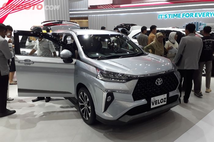Toyota, Menimbang Harga Veloz Hybrid, Amunisi Baru Toyota Yang Akan Meluncur