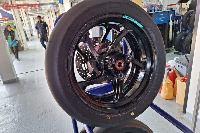 Pantesan, Ini Alasan Ban Motor Balap Tak Cocok Dibuat Harian