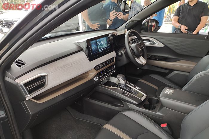 Begini Cara Mudah Menghilangkan Noda di Interior Mobil Setelah Mudik