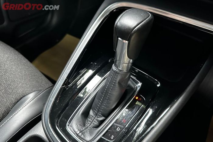 Oli Transmisi Matic Mobil Berkurang, Waspada Ini Jadi Penyebabnya