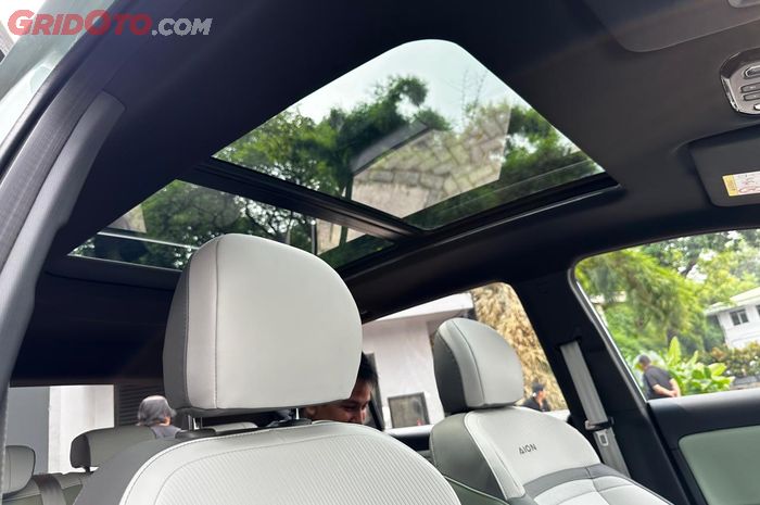 Sunroof Mobil Getar dan Berisik Saat Jalan, Bisa Jadi Ini Penyebabnya!