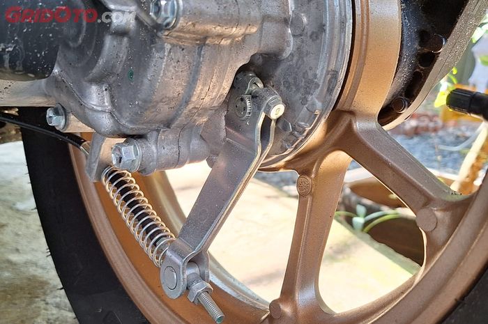 Ini Dua Cara Praktis Agar Rem Teromol Motor Matic Bisa Pakem Kembali