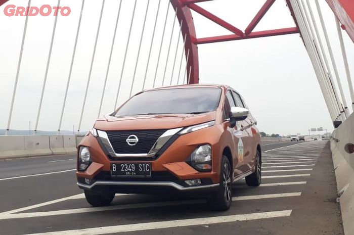 Nissan, Nissan Livina, Mitsubishi, Mitsubishi Xpander, Masih Dijual, Apa Benar Harga Nissan Livina Jauh Lebih Murah dari Mitsubishi Xpander?
