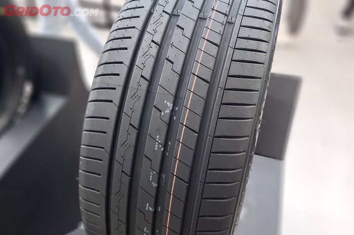 Tiga Penyebab dan Solusi Tapak Ban Mobil Bekas Habis Cuma Sebelah