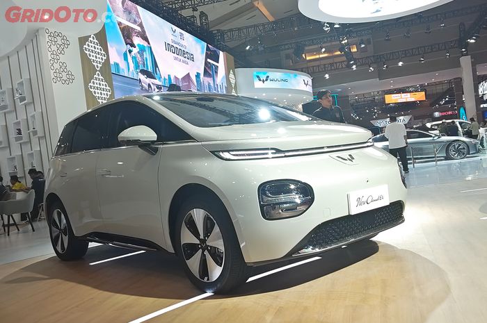 Wuling, Kabarin Keluarga, Wuling Cloud EV Stok Baru Kena Diskon Sampai Rp 58 Juta Plus-plus
