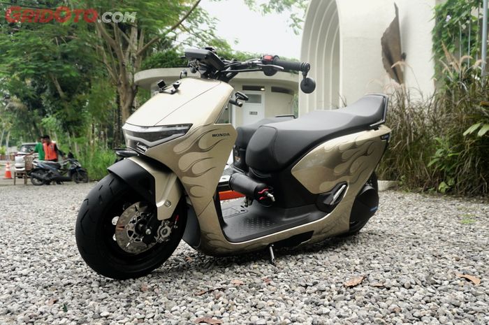Honda, Honda e, Modal Airsus Honda CUV e: Dipaksa Kandas Nyaris Cium Tanah oleh Builder HDRP, Kelistrikan Aman?