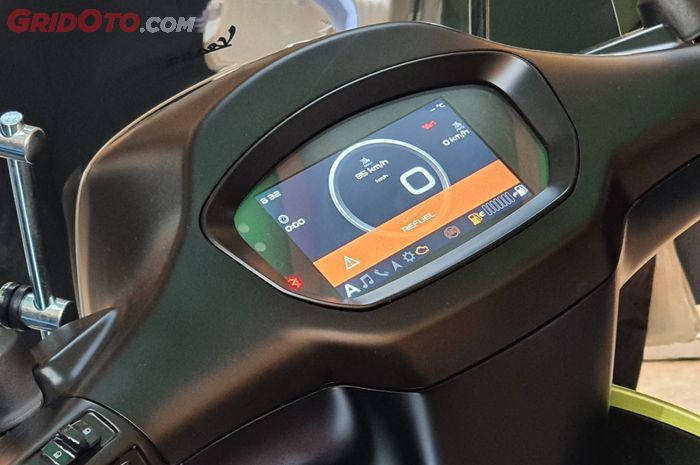 Canggih, Warna Speedometer Vespa Sprint Tech Bisa Berubah Otomatis