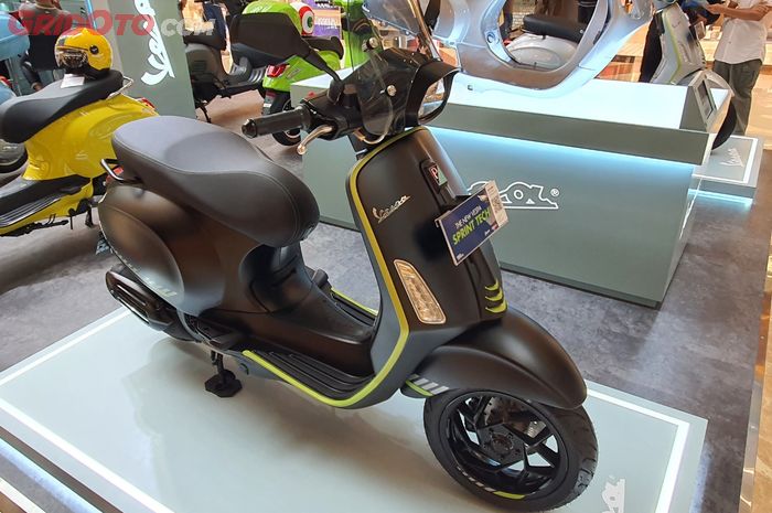 Banyak Fitur Canggih, Ini Bedanya Vespa Sprint Tech Dengan Sprint Biasa