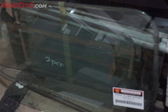 Ternyata Kaca Depan Avanza dan Xenia Gen 1 Sama! Segini Harganya