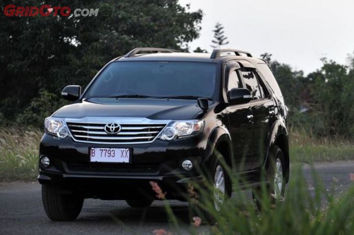 Toyota, Toyota Fortuner, Bertampang Gagah, Segini Kisaran Harga Mobil Bekas Toyota Fortuner Bensin Tahun 2012-2015