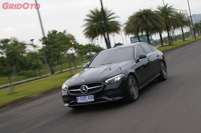 Soal Keiritan Bahan Bakar, Mercedes-Benz C200 Bisa Diandalkan?