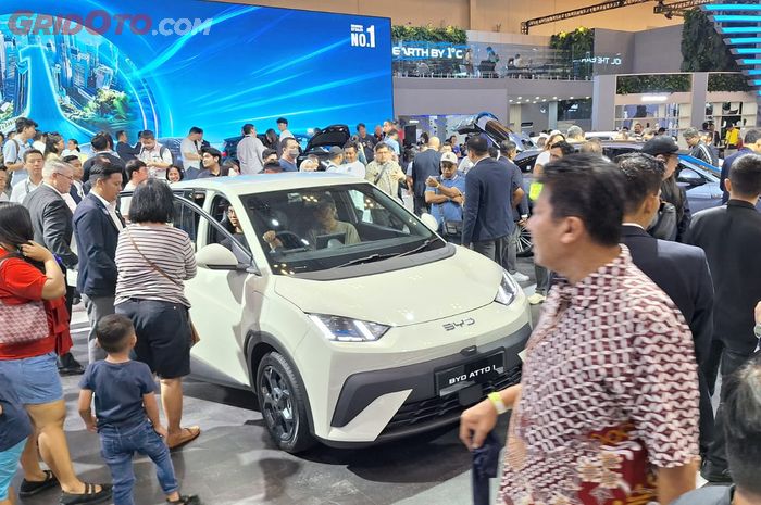 BYD, Beli BYD Atto 1 Warna Centil Lewat Dealer Adakah Tambahan Biaya?